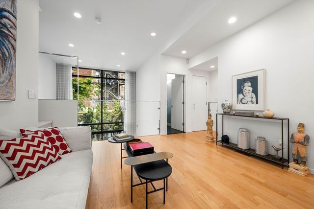 109 Chandler St 1, Boston, MA 02116