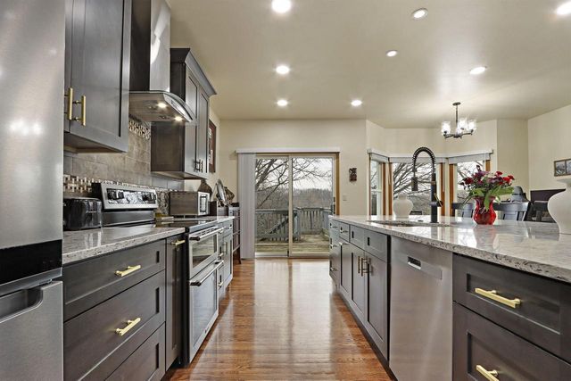 1138 Tall Oak COURT, Mount Pleasant, WI 53406