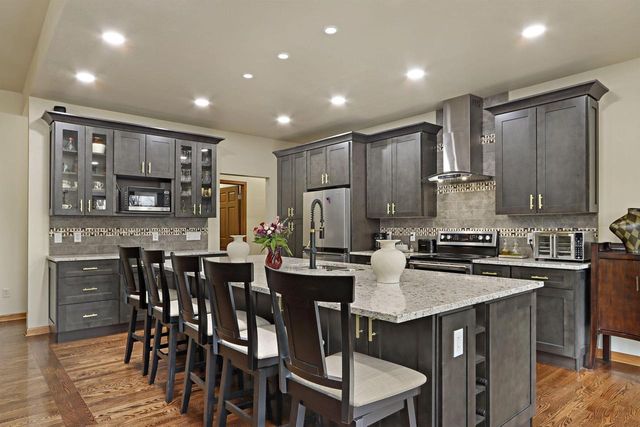 1138 Tall Oak COURT, Mount Pleasant, WI 53406