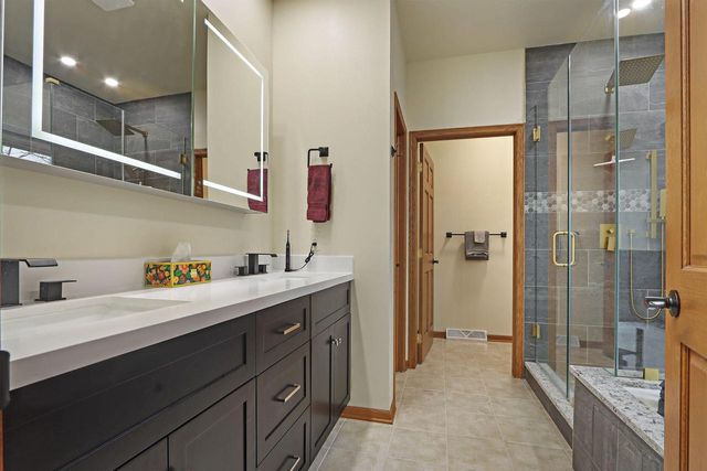 1138 Tall Oak COURT, Mount Pleasant, WI 53406