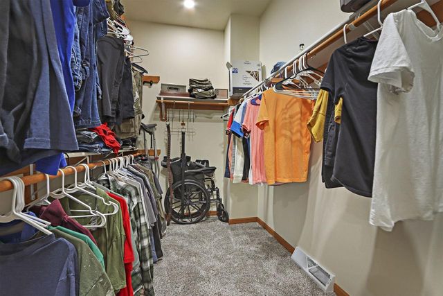 1138 Tall Oak COURT, Mount Pleasant, WI 53406