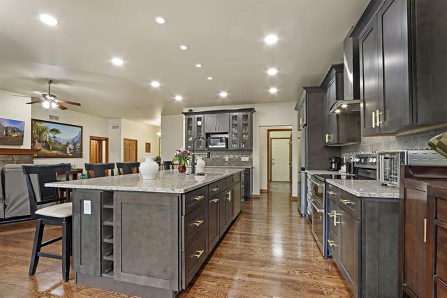 1138 Tall Oak COURT, Mount Pleasant, WI 53406