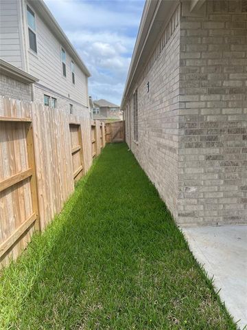 16126 N Elbridge Court, Conroe, TX 77302
