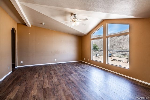 114 W Vock Canyon Road, Kingman, AZ 86409