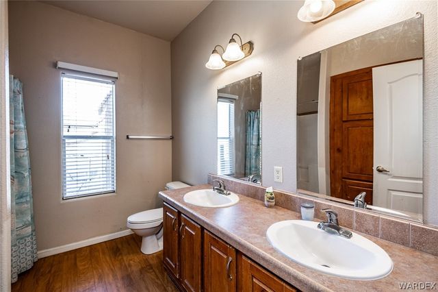 114 W Vock Canyon Road, Kingman, AZ 86409