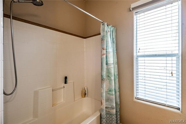 114 W Vock Canyon Road, Kingman, AZ 86409