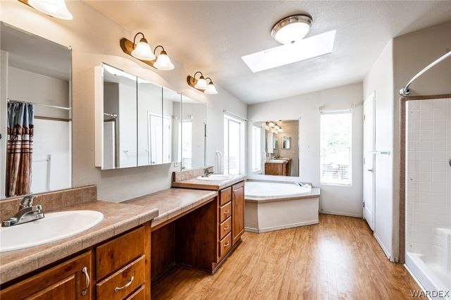 114 W Vock Canyon Road, Kingman, AZ 86409