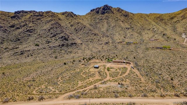 114 W Vock Canyon Road, Kingman, AZ 86409