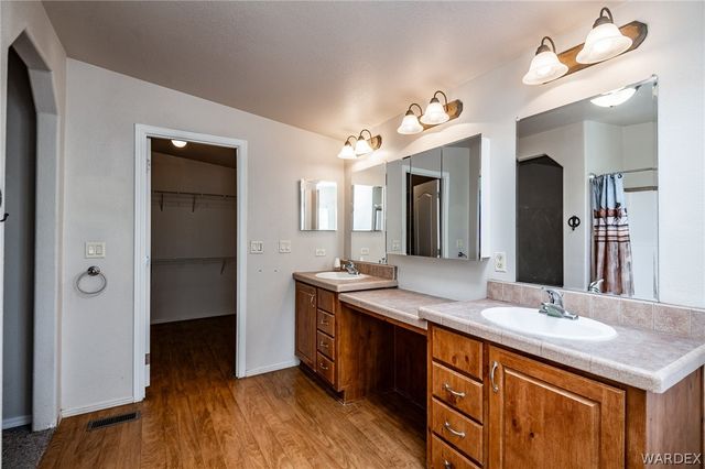 114 W Vock Canyon Road, Kingman, AZ 86409