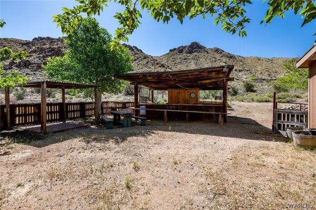 114 W Vock Canyon Road, Kingman, AZ 86409