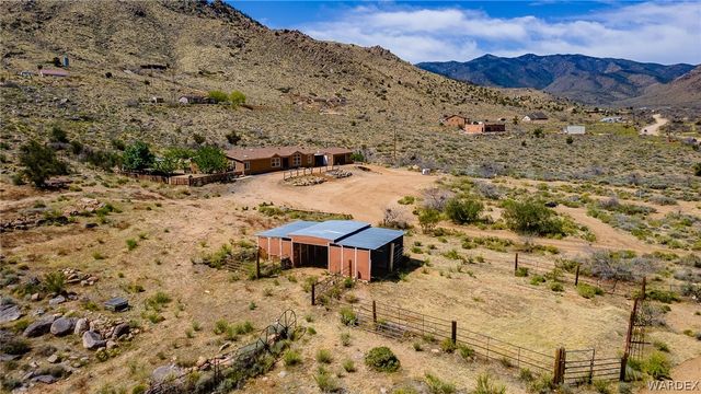 114 W Vock Canyon Road, Kingman, AZ 86409