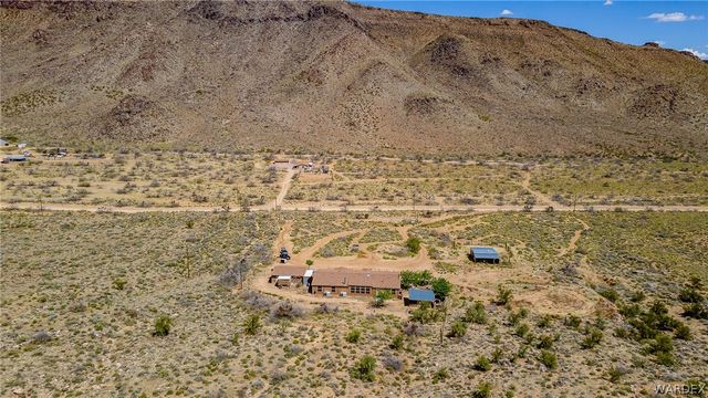 114 W Vock Canyon Road, Kingman, AZ 86409