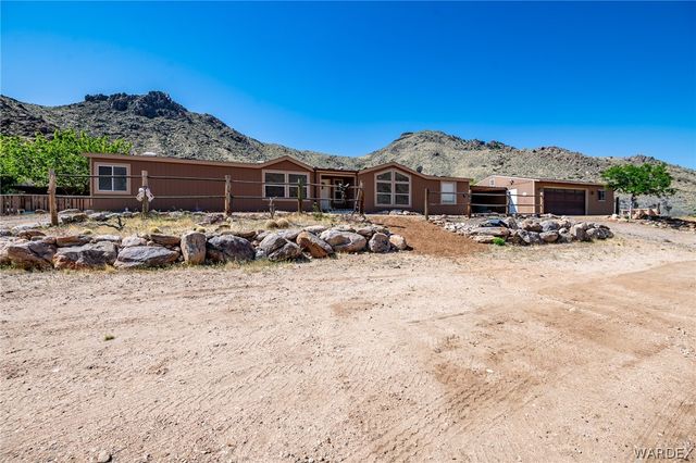 114 W Vock Canyon Road, Kingman, AZ 86409