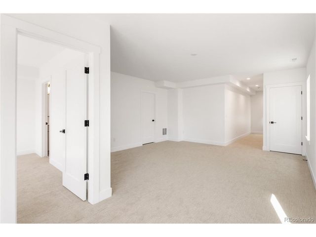 4650 W 9th Ave, Denver, CO 80204