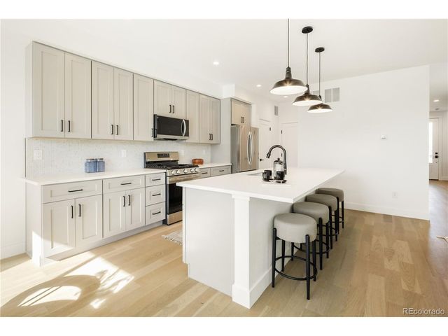 4650 W 9th Ave, Denver, CO 80204