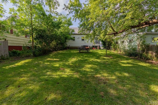 311 Garden City Drive, Salina, NY 13211