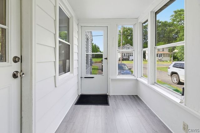 311 Garden City Drive, Salina, NY 13211
