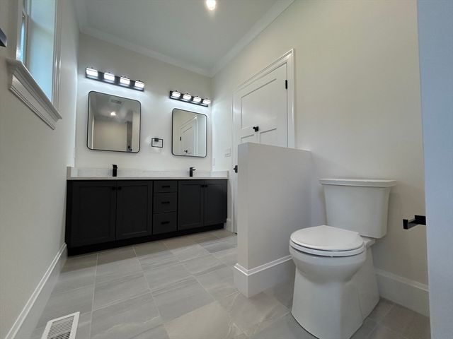 12 Cranberry Meadow Way, North Reading, MA 01864