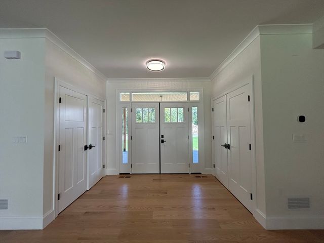 12 Cranberry Meadow Way, North Reading, MA 01864