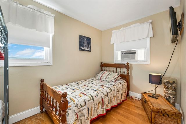 10 Liberty Street, Salisbury, MA 01952