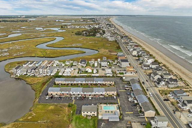 10 Liberty Street, Salisbury, MA 01952