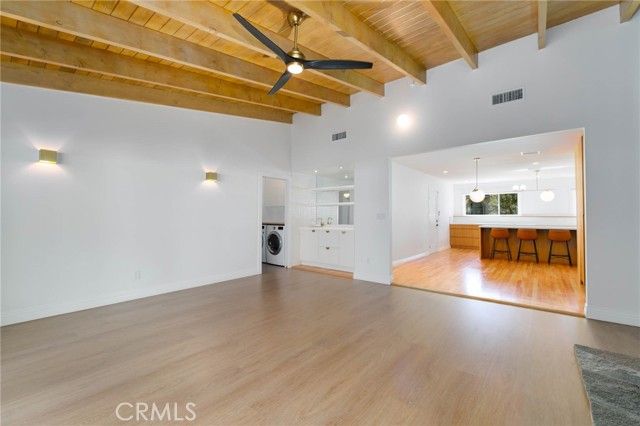 4676 Arriba Drive, Tarzana (los Angeles), CA 91356