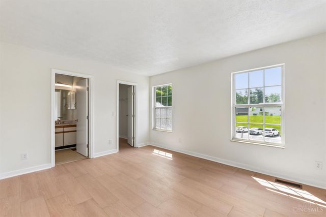 732 Stoneharbor Lane, Hamilton Twp, OH 45039