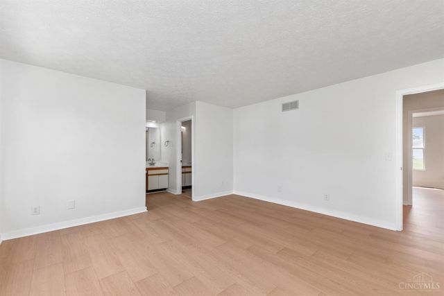 732 Stoneharbor Lane, Hamilton Twp, OH 45039