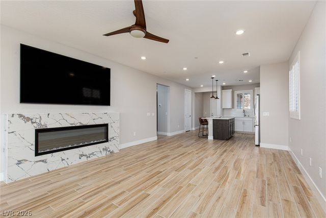 92 Stone Bluff Lane, Henderson, NV 89011