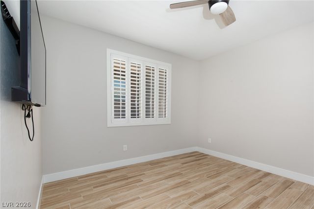 92 Stone Bluff Lane, Henderson, NV 89011