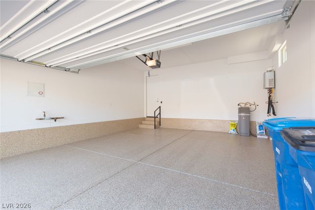 92 Stone Bluff Lane, Henderson, NV 89011