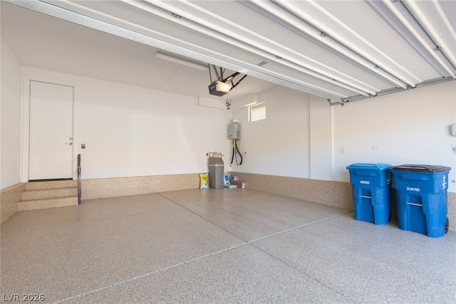 92 Stone Bluff Lane, Henderson, NV 89011