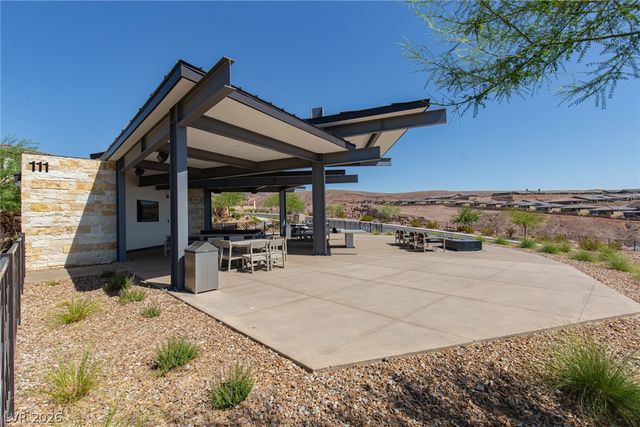 92 Stone Bluff Lane, Henderson, NV 89011