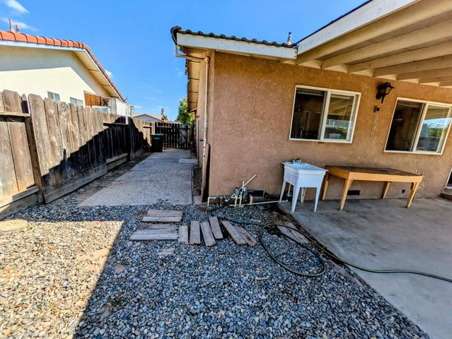 3361 Vanderbilt Ave, Turlock, CA 95382