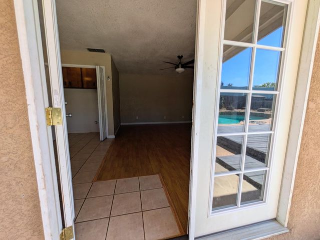 3361 Vanderbilt Ave, Turlock, CA 95382