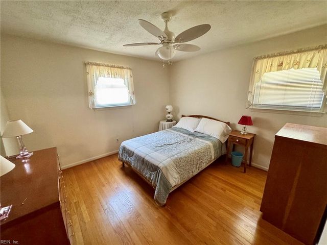 752 Fox Run RD, Virginia Beach, VA 23452