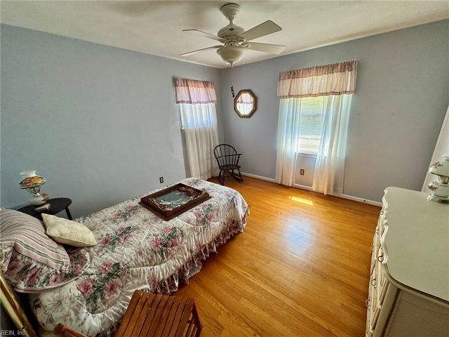 752 Fox Run RD, Virginia Beach, VA 23452