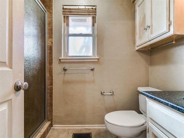 2418 Countrywood Lane, Edmond, OK 73012