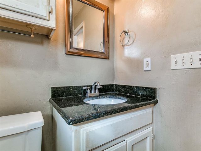 2418 Countrywood Lane, Edmond, OK 73012