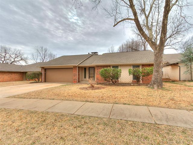 2418 Countrywood Lane, Edmond, OK 73012