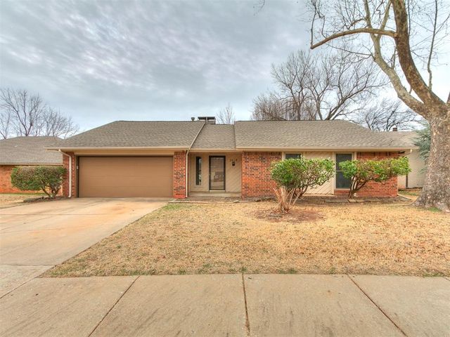 2418 Countrywood Lane, Edmond, OK 73012
