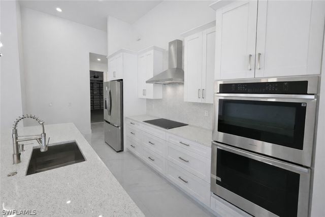 2853 NW 3rd ST, Cape Coral, FL 33993