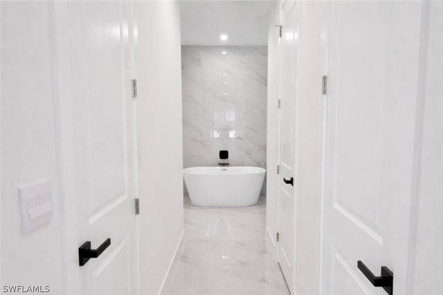 2853 NW 3rd ST, Cape Coral, FL 33993