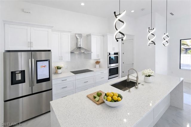 2853 NW 3rd ST, Cape Coral, FL 33993