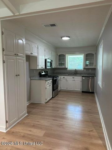 2482 Napoleon Avenue, Pearl, MS 39208