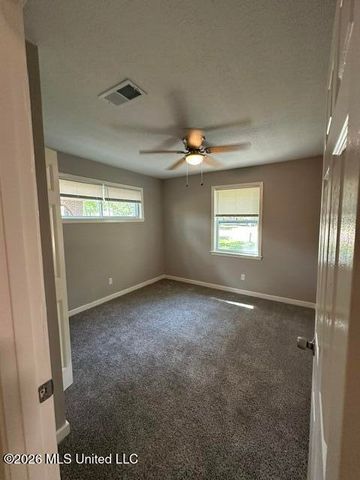 2482 Napoleon Avenue, Pearl, MS 39208