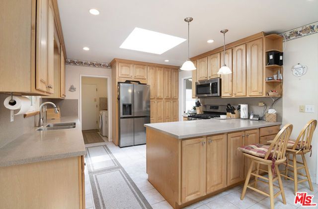 6030 Wright Terrace, Culver City, CA 90232