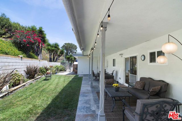 6030 Wright Terrace, Culver City, CA 90232