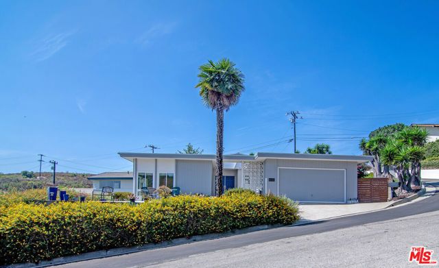6030 Wright Terrace, Culver City, CA 90232