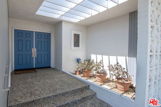 6030 Wright Terrace, Culver City, CA 90232